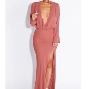 Elegant Long Sleeve Plunge Maxi Dress in Rose